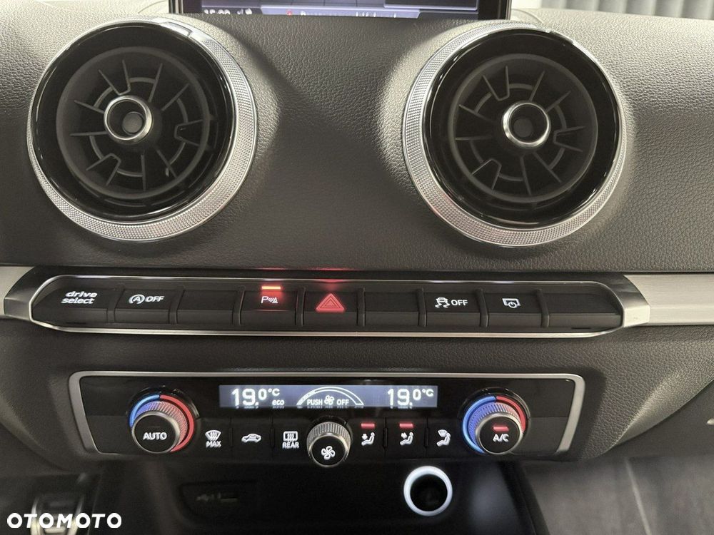 Audi A3 Sportback 35 TFSI S line - 29