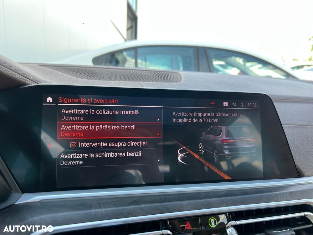 BMW X7 xDrive40i - 38