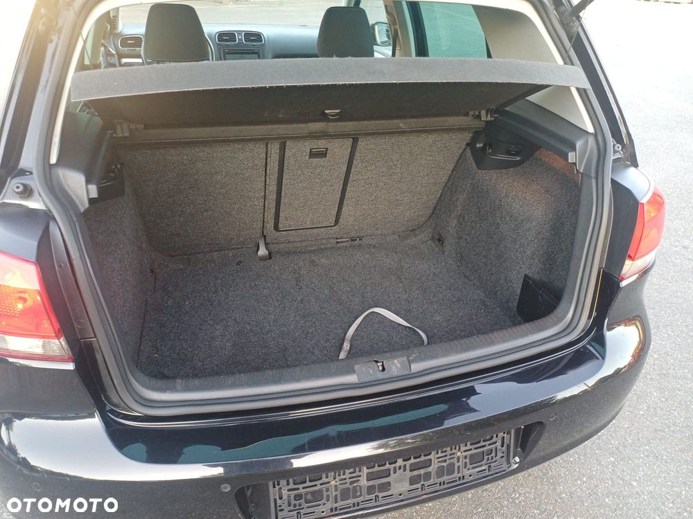 Volkswagen Golf 1.6 TDI DPF Team - 13