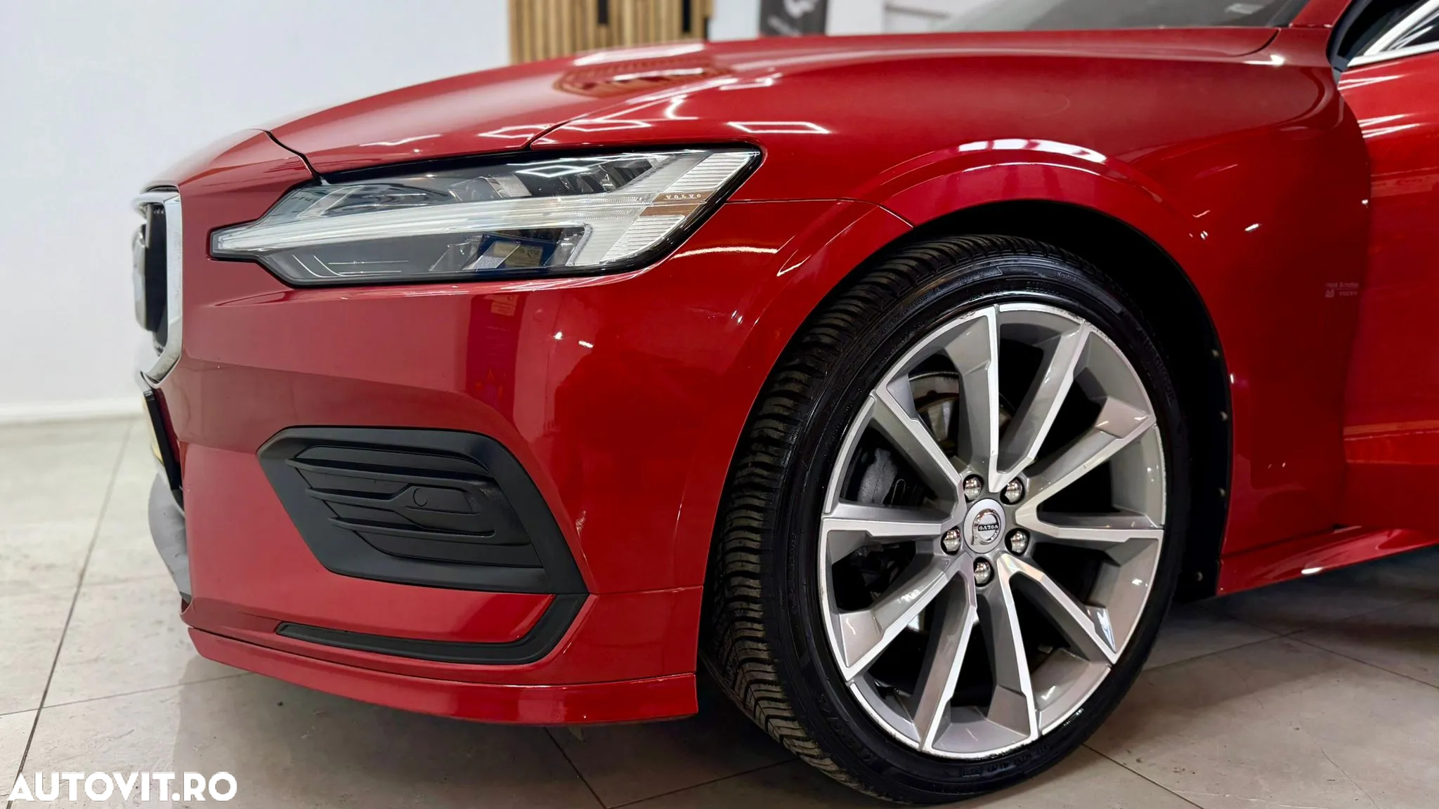 Volvo V60 D3 Momentum - 14