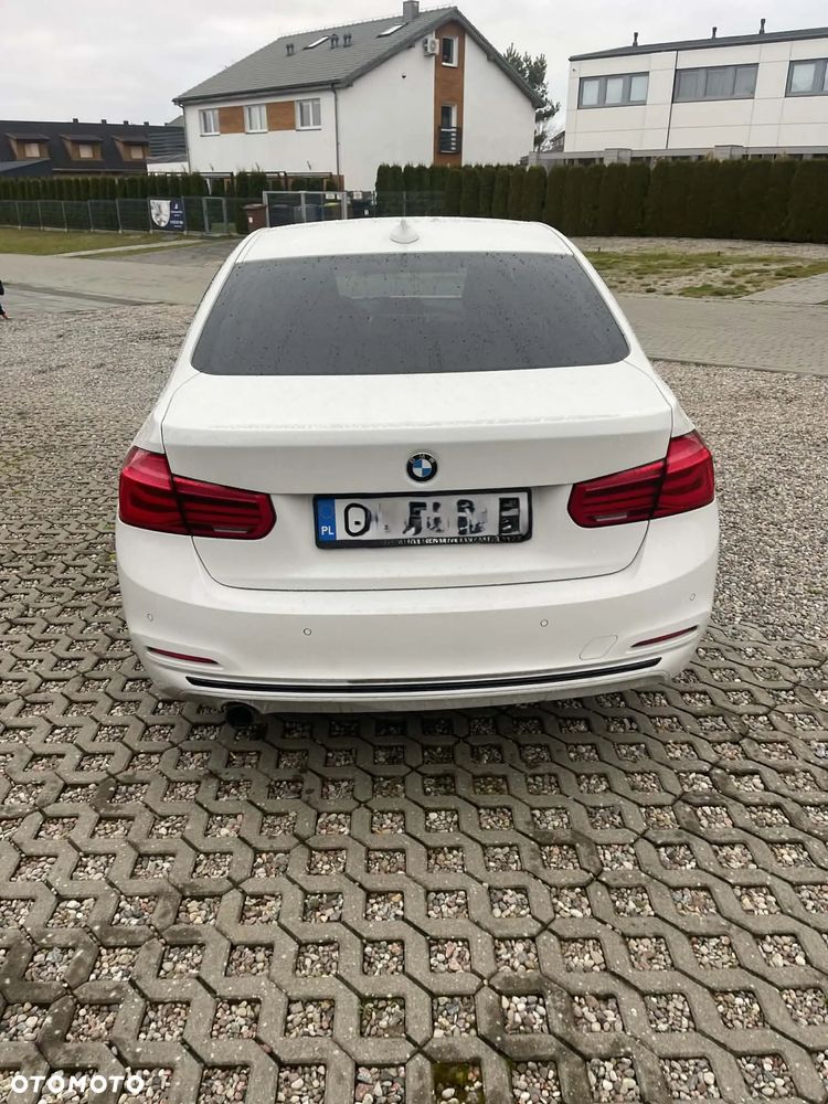 BMW Seria 3 318i Sport Line Shadow - 7