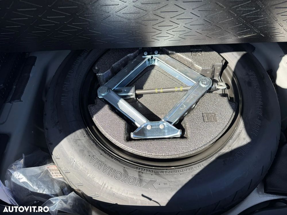 Toyota RAV4 2.5 VVT-iE 4x4 Luxury - 10