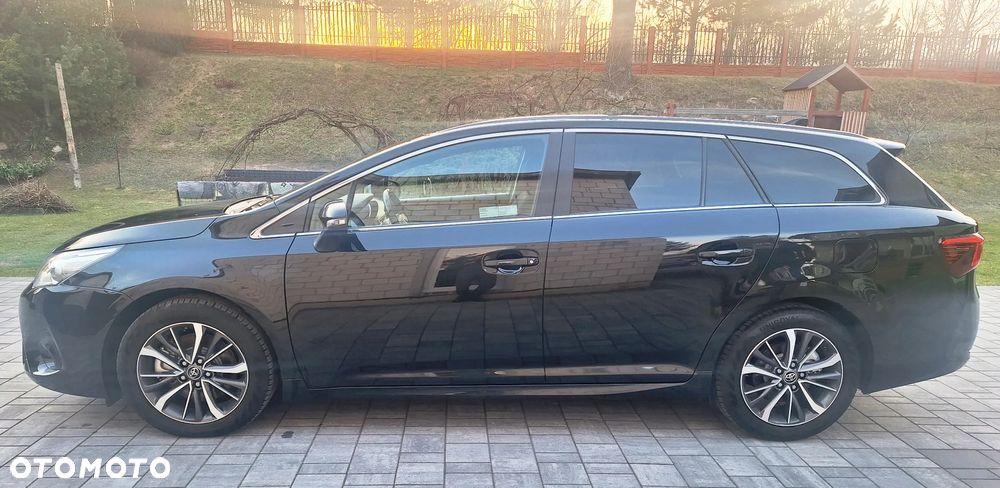 Toyota Avensis 2.0 D-4D Active Business - 3