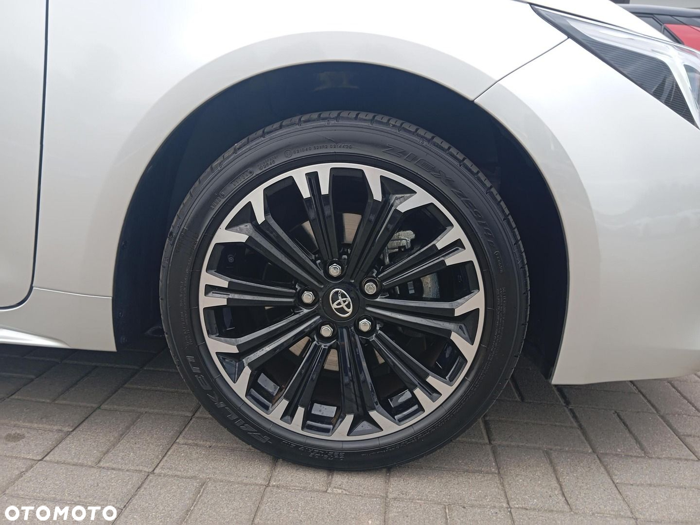 Toyota Corolla - 24