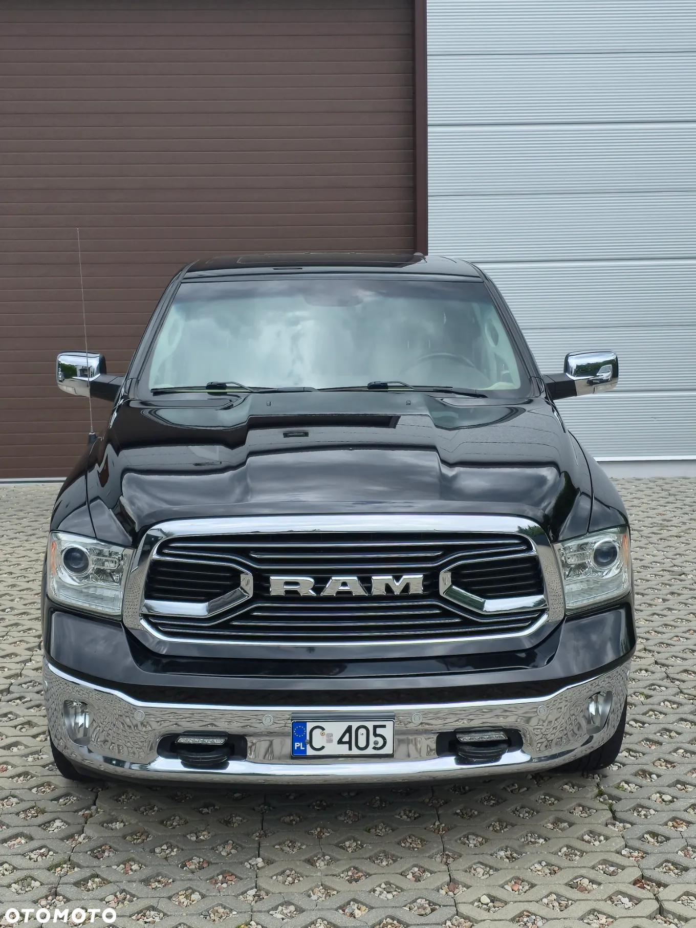 RAM 1500 5.7 Crew Cab Shortbed Laramie Sport Full - 2
