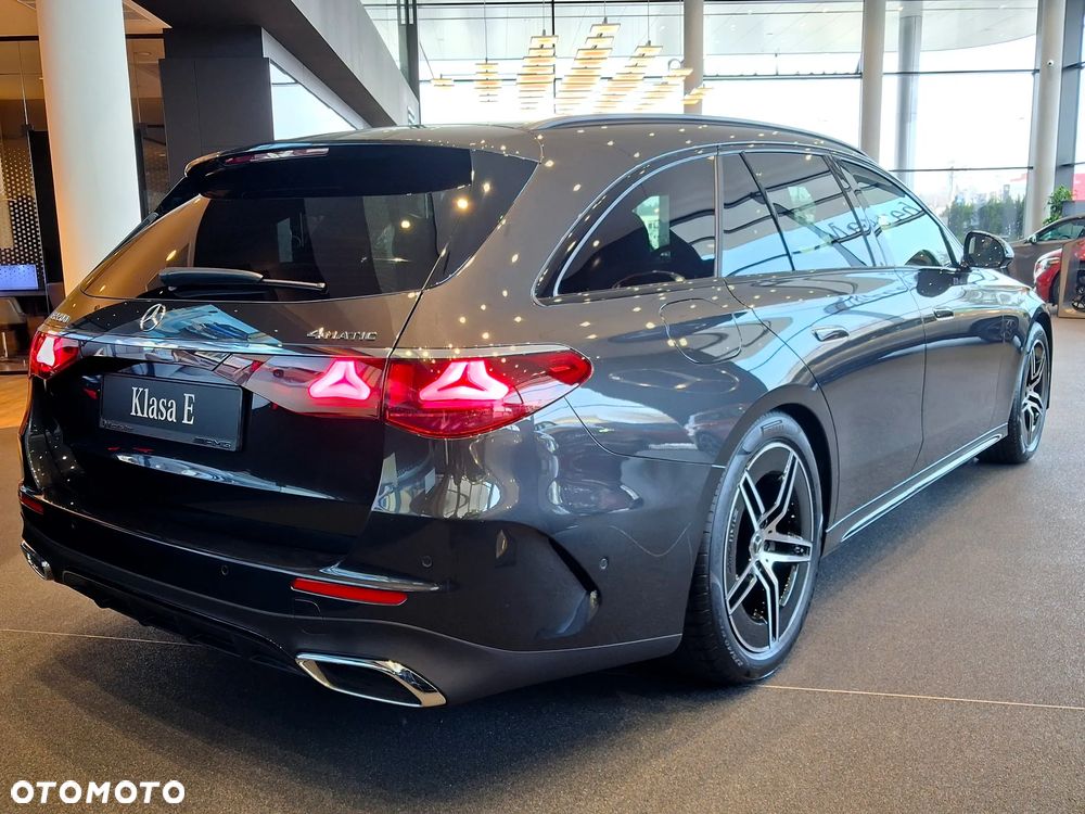 Mercedes-Benz Klasa E 220 d 4-Matic - 5