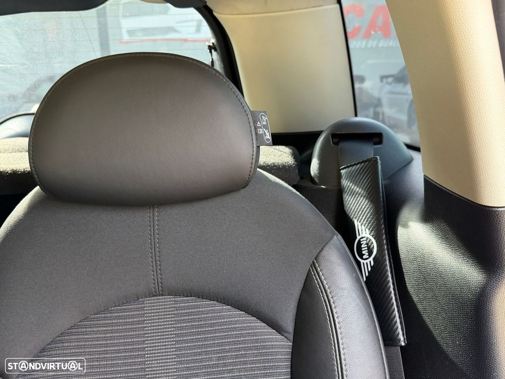 MINI Countryman Cooper SD ALL4 - 28