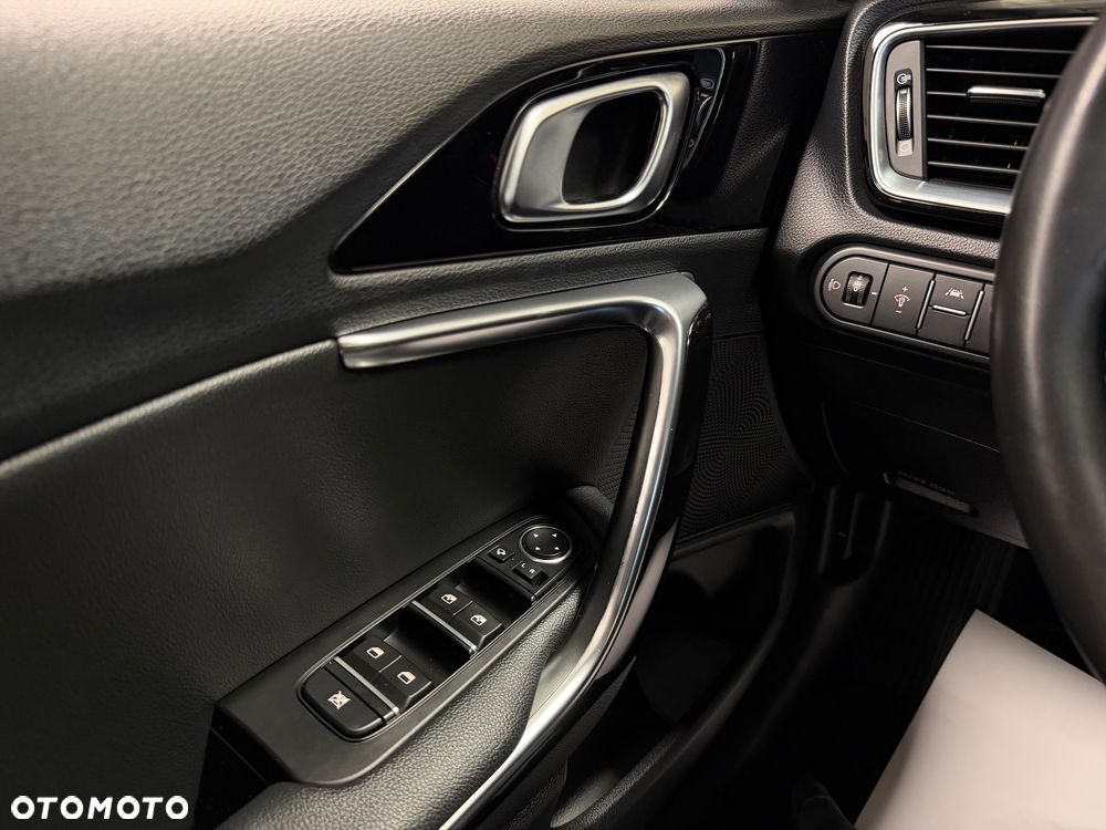 Kia Ceed 1.4 T-GDI L DCT - 18