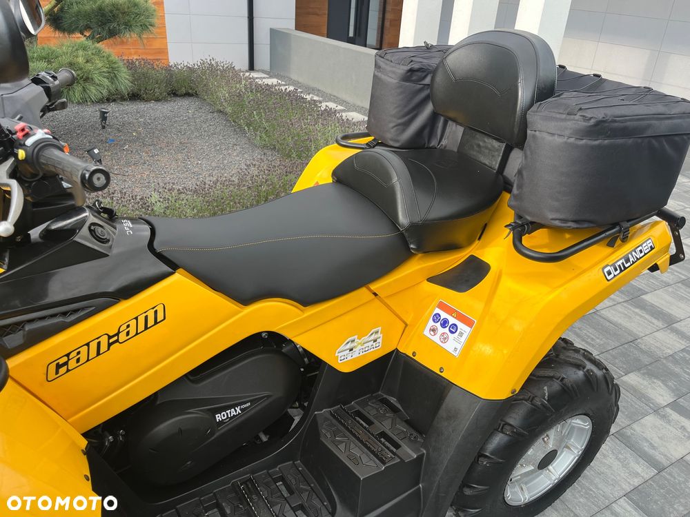Can-Am Outlander Max - 8