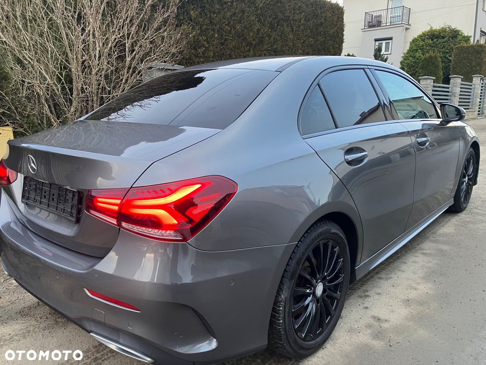 Mercedes-Benz Klasa A 180 7G-DCT AMG Line - 4