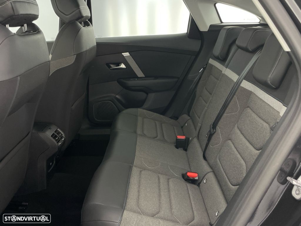 Citroën C4 1.2 PureTech Shine - 12