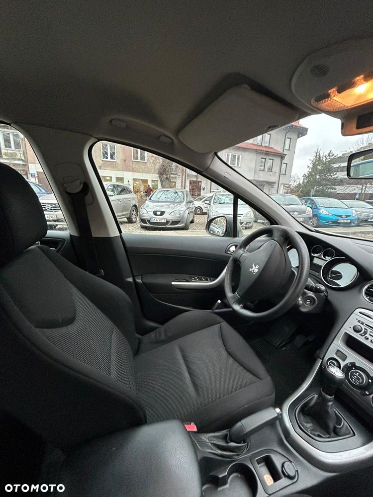 Peugeot 308 - 11