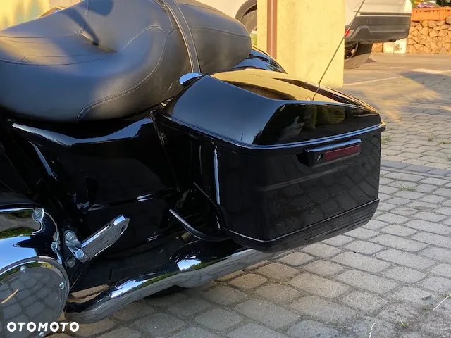 Harley-Davidson Touring Road Glide - 14