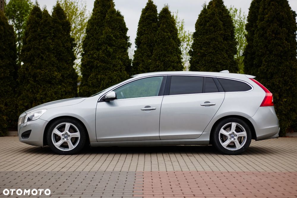 Volvo V60 D4 Geartronic RDesign - 2