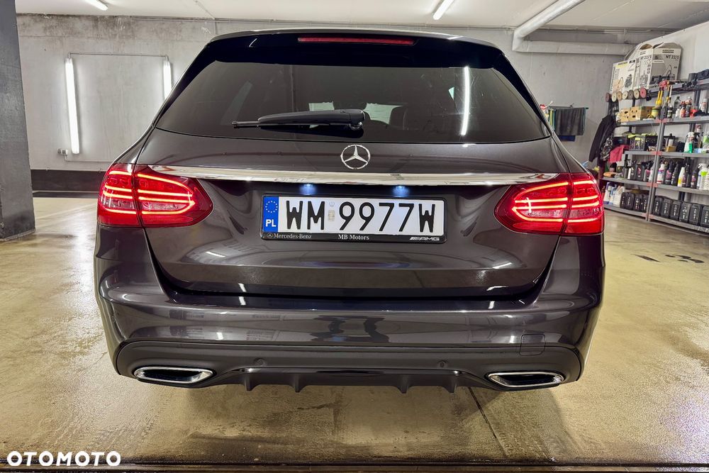Mercedes-Benz Klasa C 220 d T 9G-TRONIC AMG Line - 8