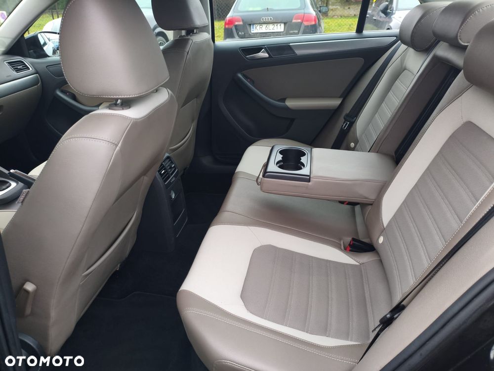 Volkswagen Jetta 1.4 TSI DSG Comfortline - 13