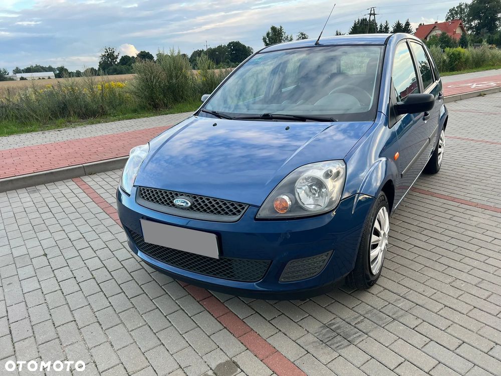 Ford Fiesta 1.4 Ambiente - 1
