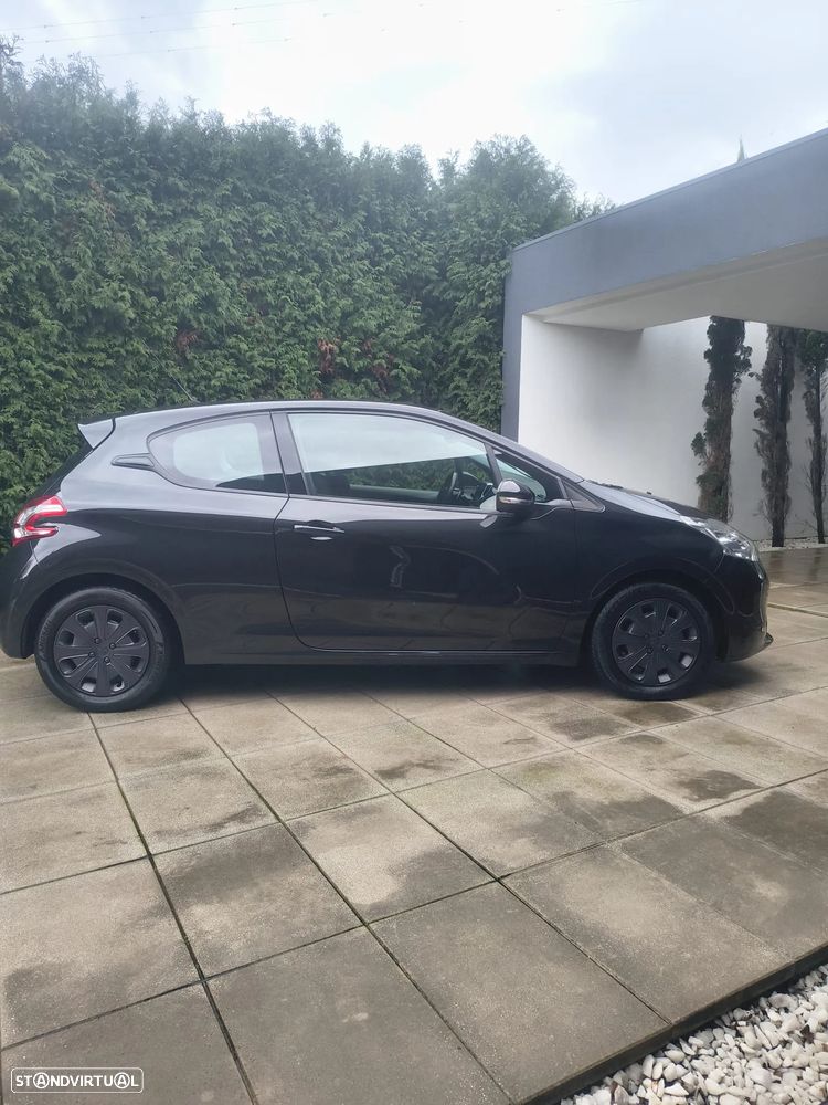 Peugeot 208 e-HDi 68 EGS5 Stop&Start Active - 6