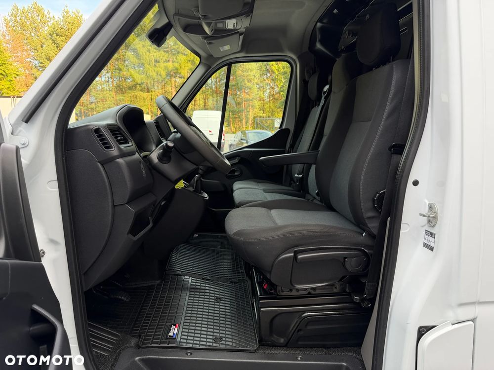 Renault Master L3H3 Bogata wersja wyposażenia / Serwisowanyy tylko w Aso Renault / Stan jak nowego! / Bezwypadkowy / 1 Właściciel / FV23% - 23