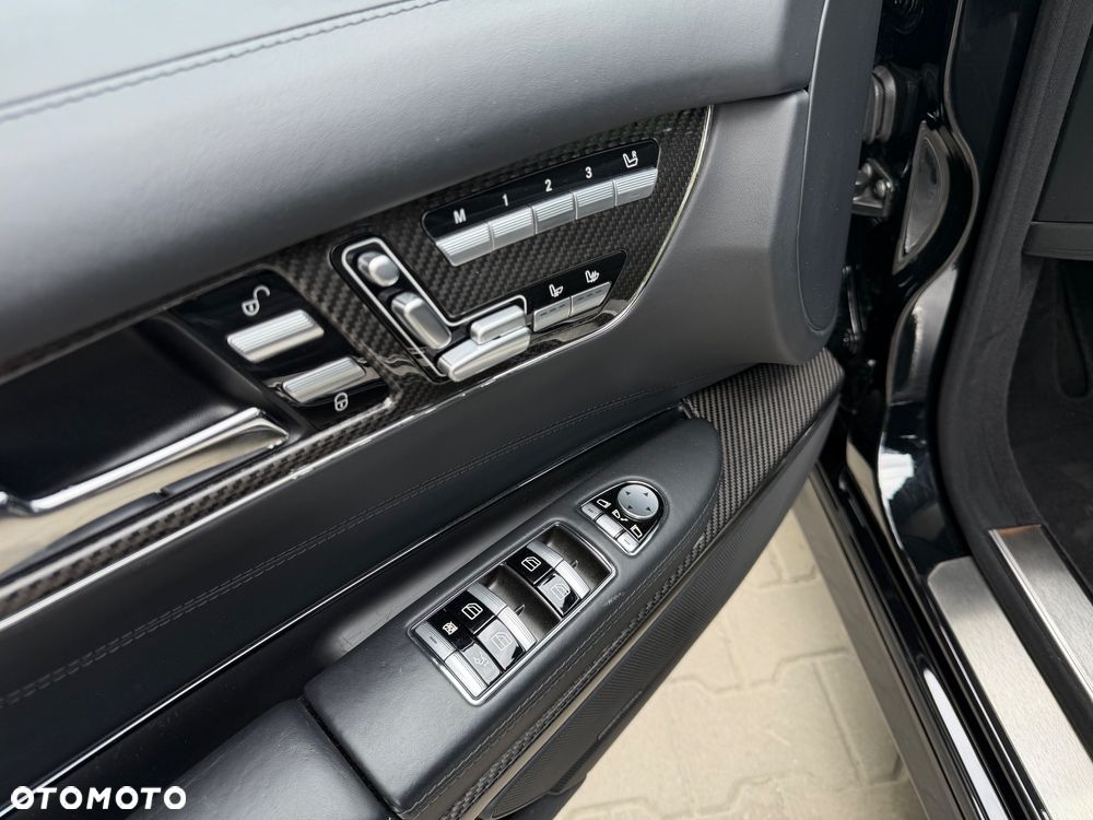 Mercedes-Benz CL 63 AMG 7G-TRONIC - 19