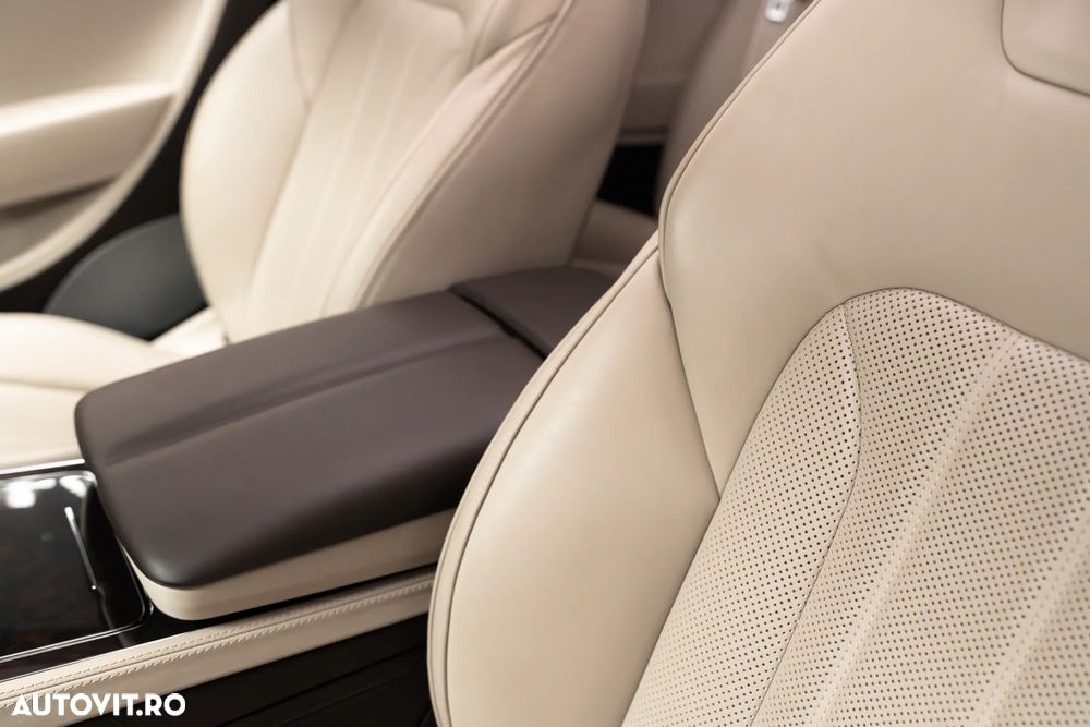 Bentley Continental V8 - 27