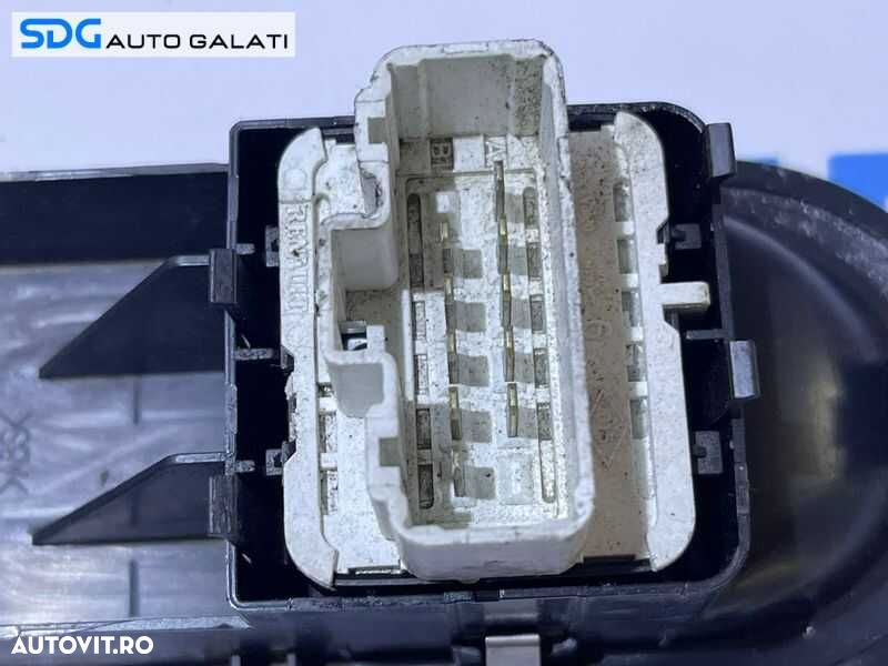 Panou Consola Comanda Buton Butoane Geamuri Renault Clio 3 2005 - 2014 Cod 8200356520 - 4