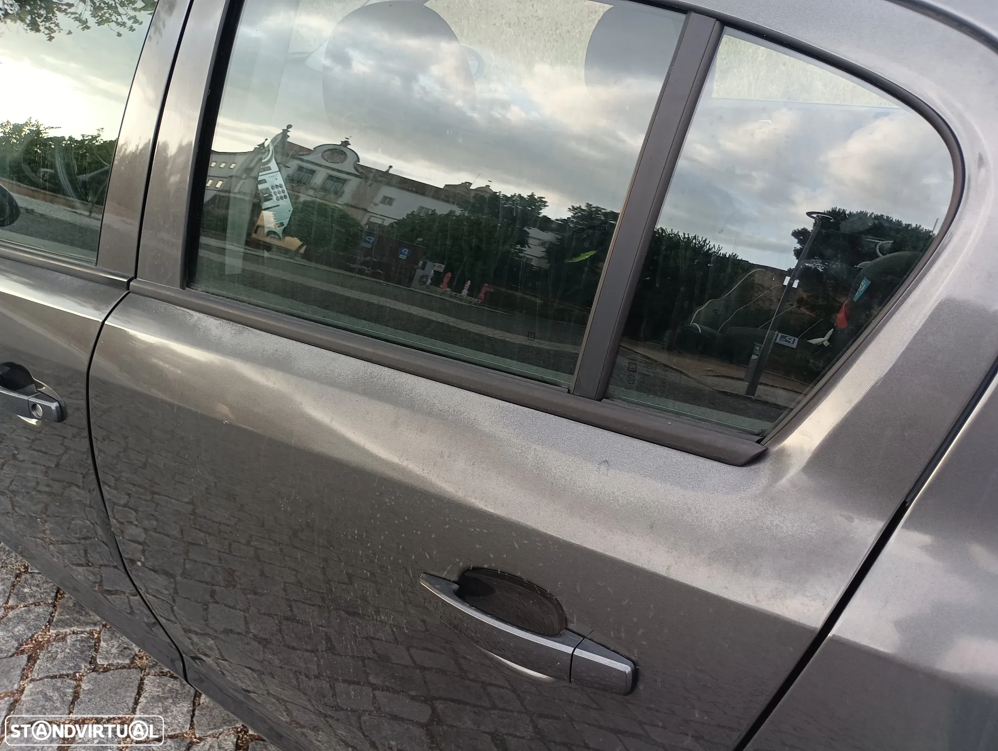 Opel Corsa 1.3 CDTi Enjoy EcoFLEX - 8