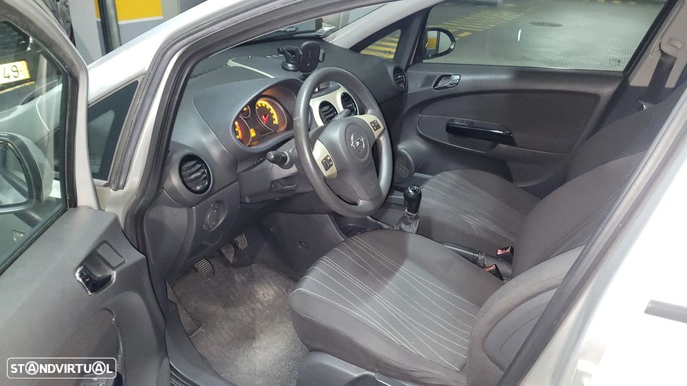 Opel Corsa 1.2 Enjoy - 11