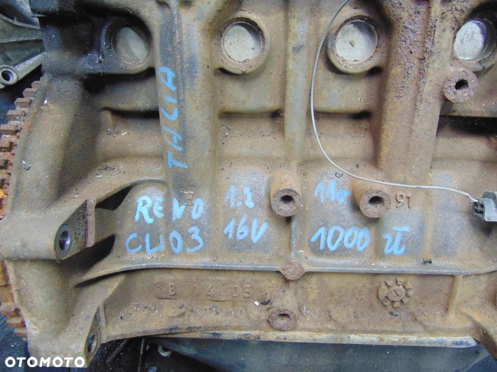 Dół silnika clio 3 1,2 16 v D4F j772