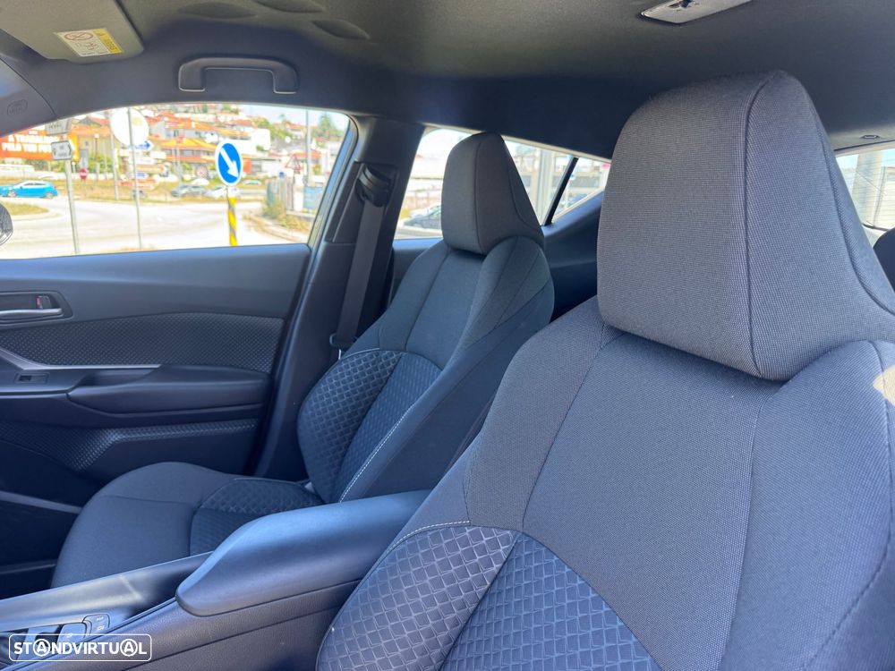 Toyota C-HR 1.8 HSD Comfort - 8