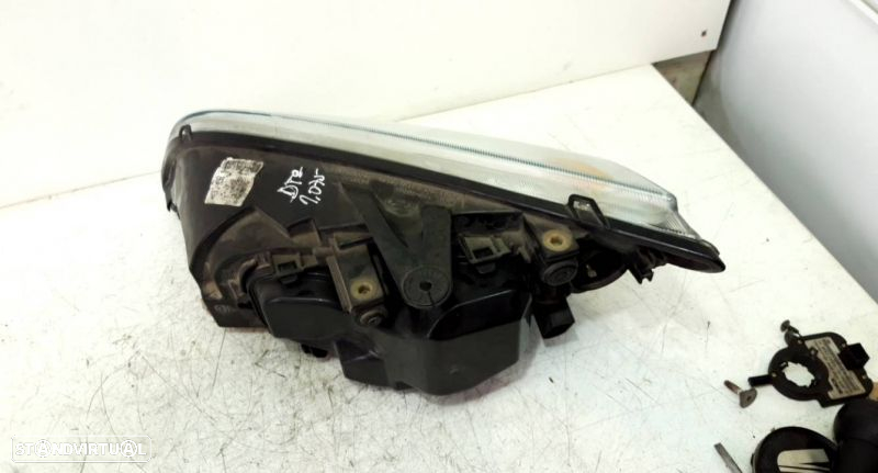 Farol Direito Ford Focus Ii (Da_, Hcp, Dp) - 3