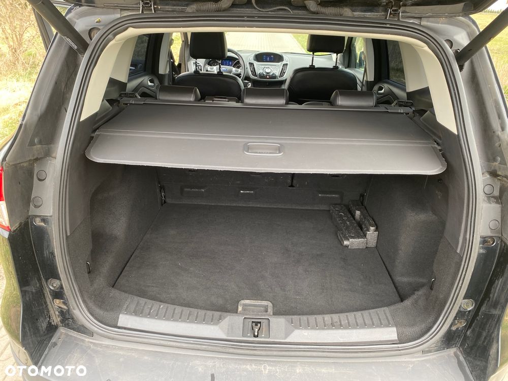 Ford Kuga 2.0 TDCi FWD Titanium - 31