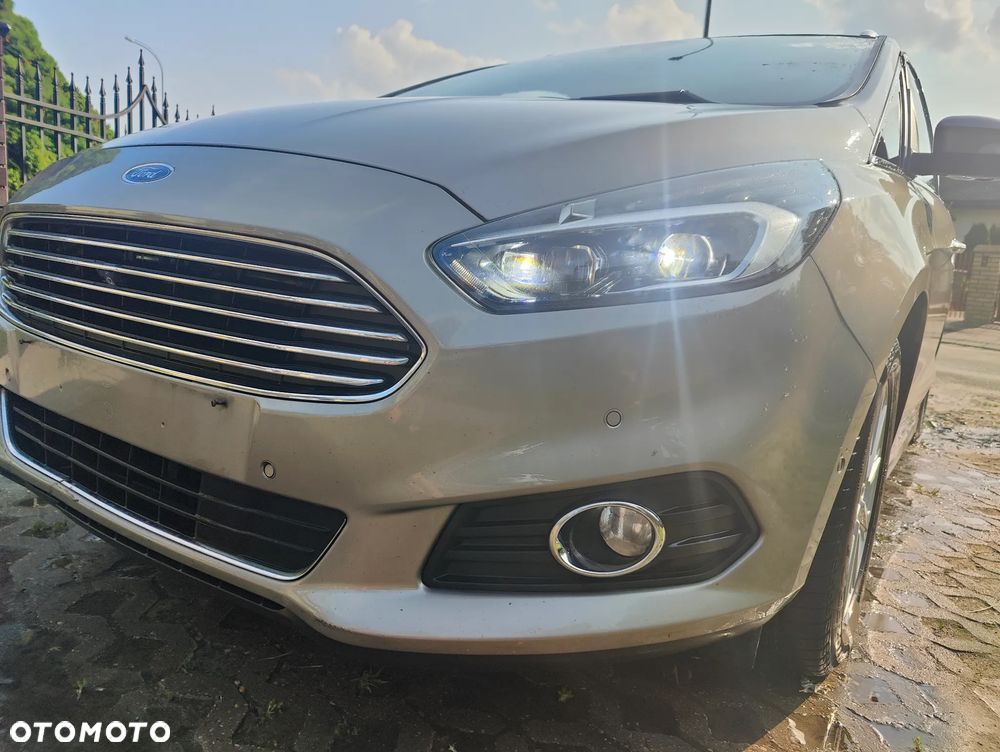 Ford S-Max 2.0 TDCi Titanium - 15