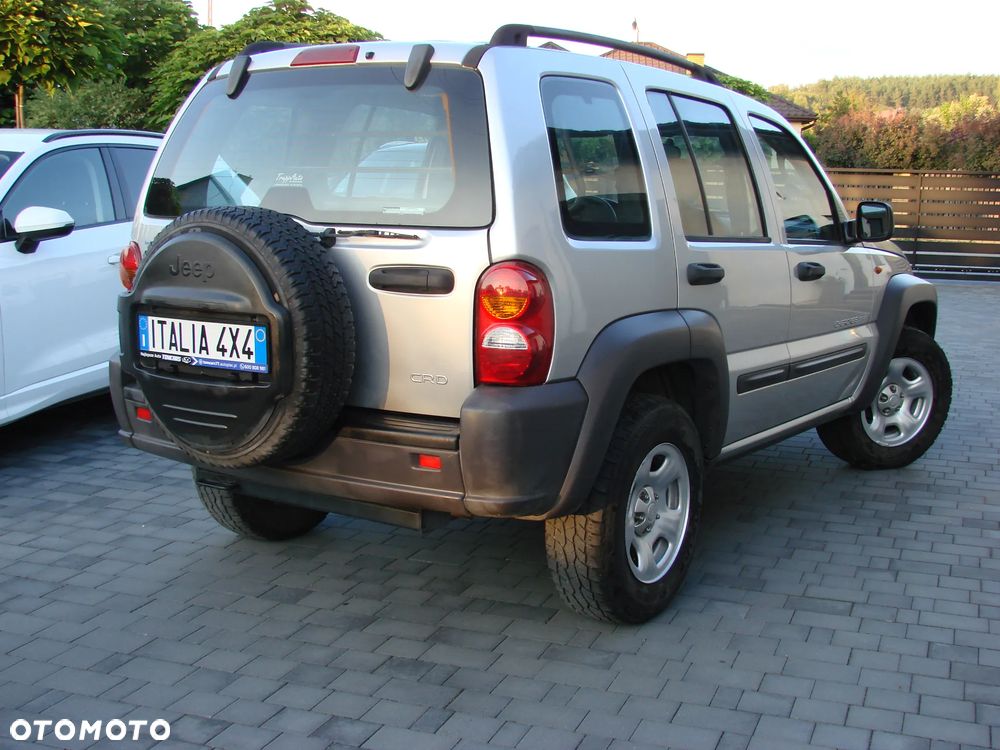 Jeep Cherokee 2.5L CRD Sport - 10
