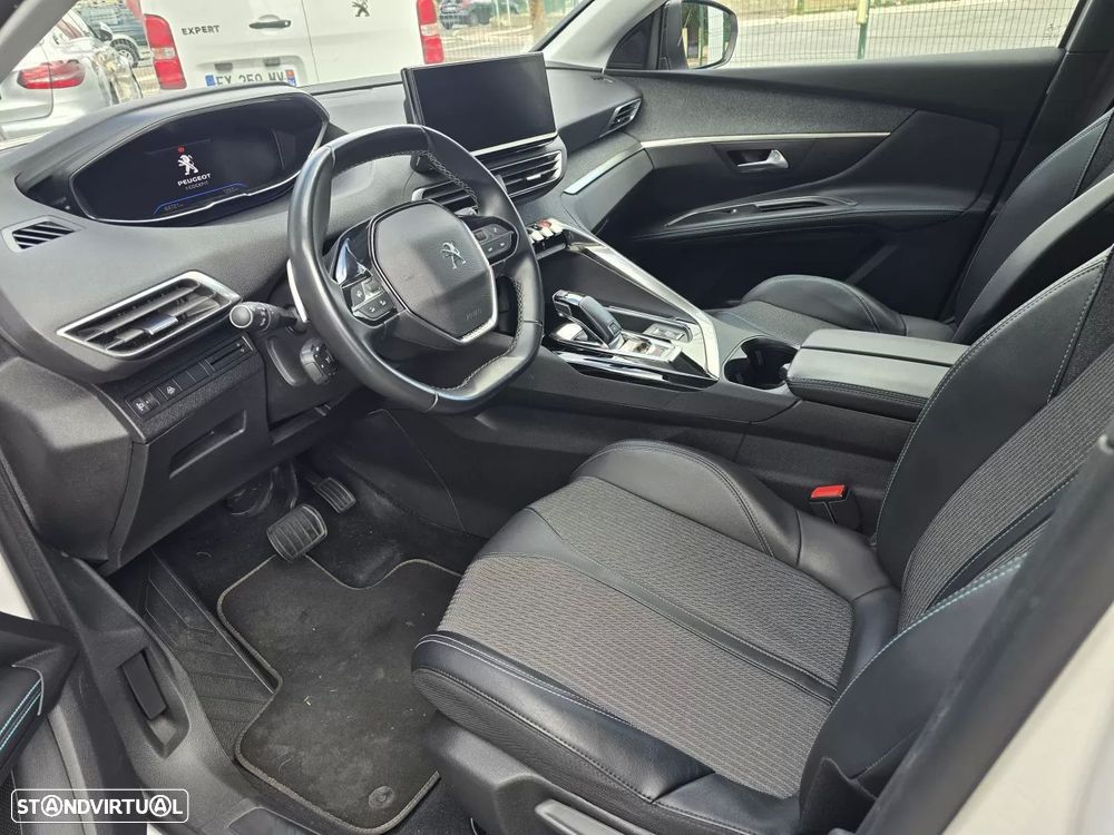 Peugeot 5008 1.5 BlueHDi Allure Pack EAT8 - 16