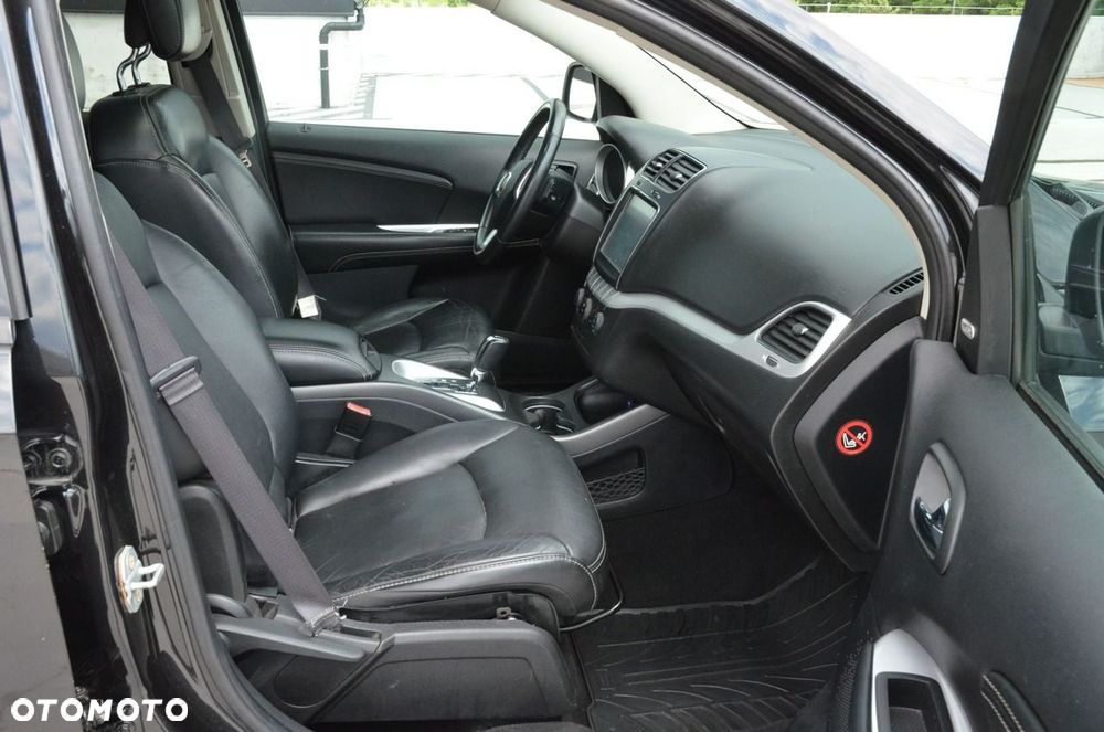 Fiat Freemont 2.0 Multijet Black Code AWD - 25