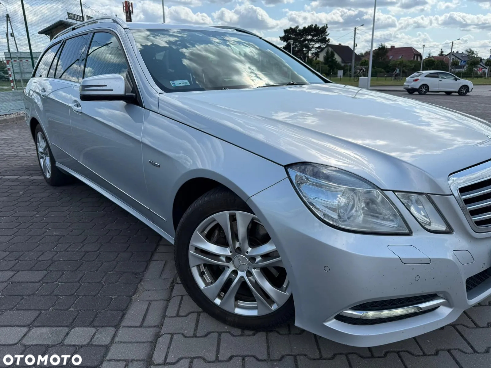 Mercedes-Benz Klasa E 250 BlueTEC 9G-TRONIC Avantgarde - 11