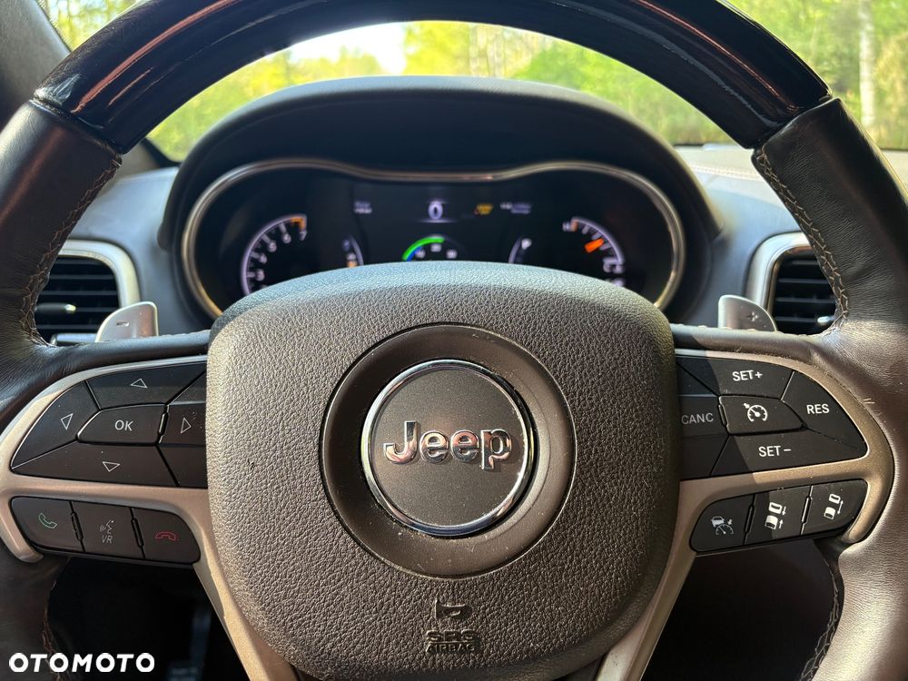 Jeep Grand Cherokee 3.6 V6 Overland Summit - 17