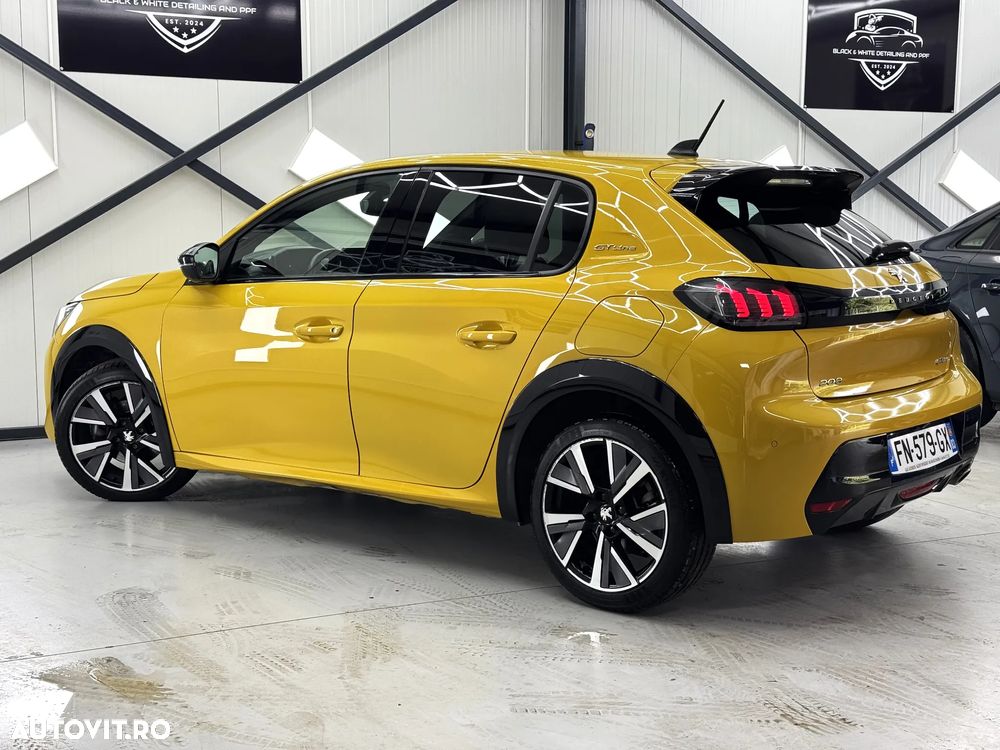Peugeot 208 PureTech 130 EAT8 GT - 8