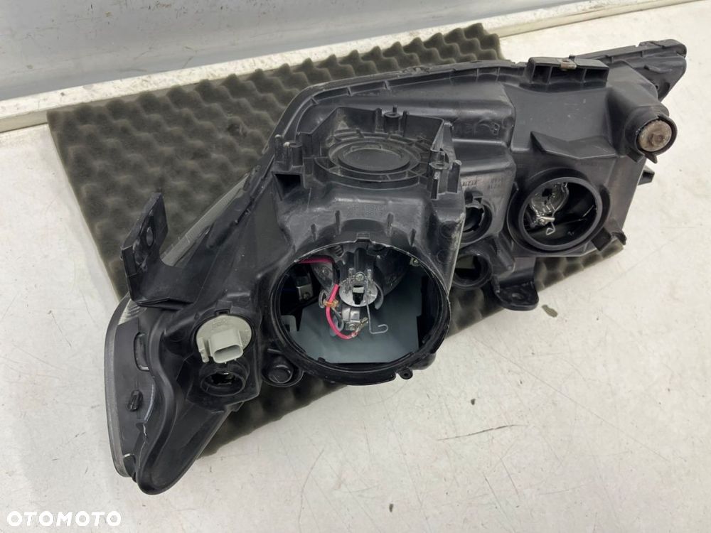 Lampa reflektor Honda Accord 7 VII 06-08r. prawa przednia soczewka Europa oryginalna prawy przód - 16