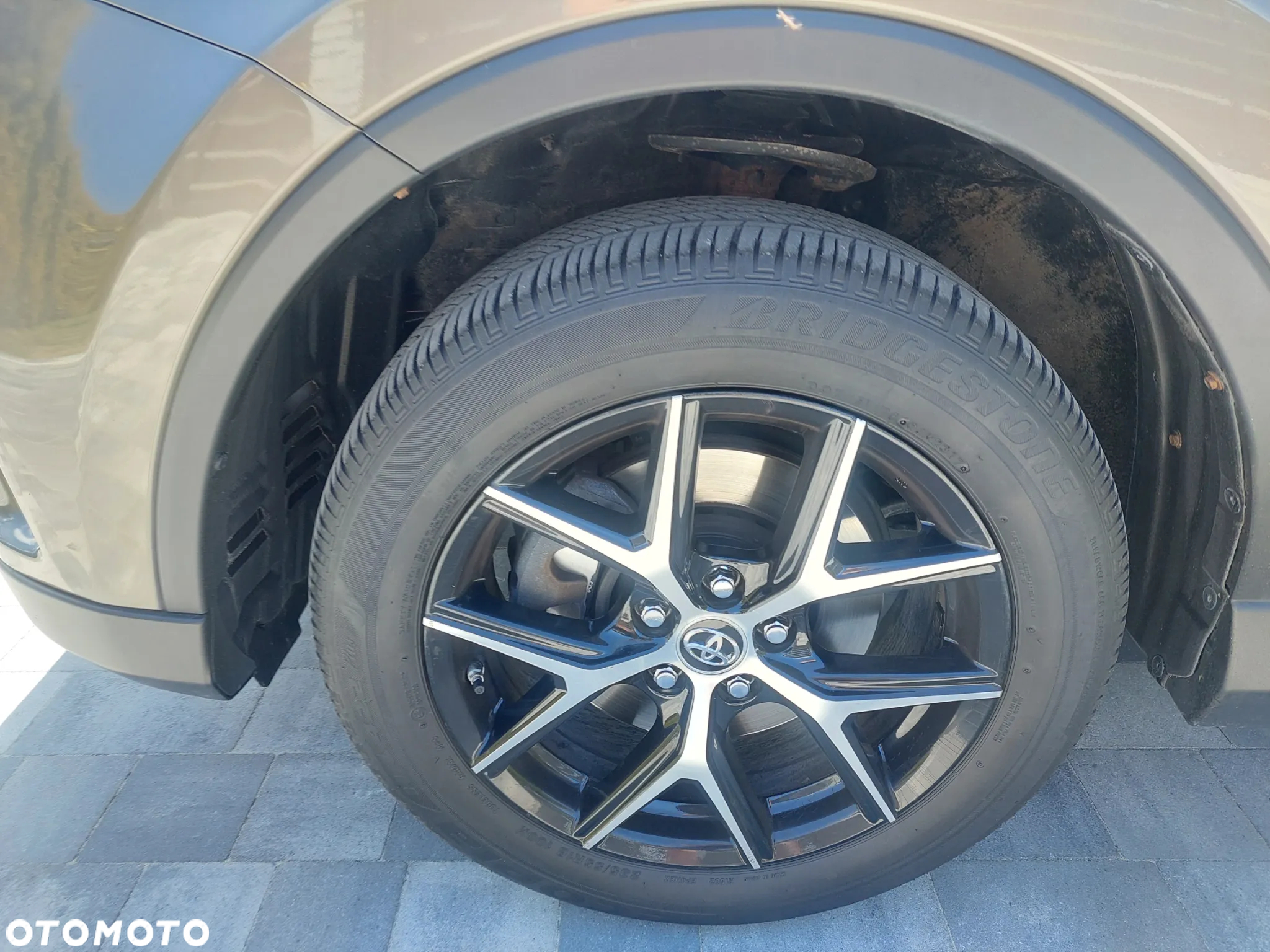 Toyota RAV4 Hybrid Prestige 4x4 - 6