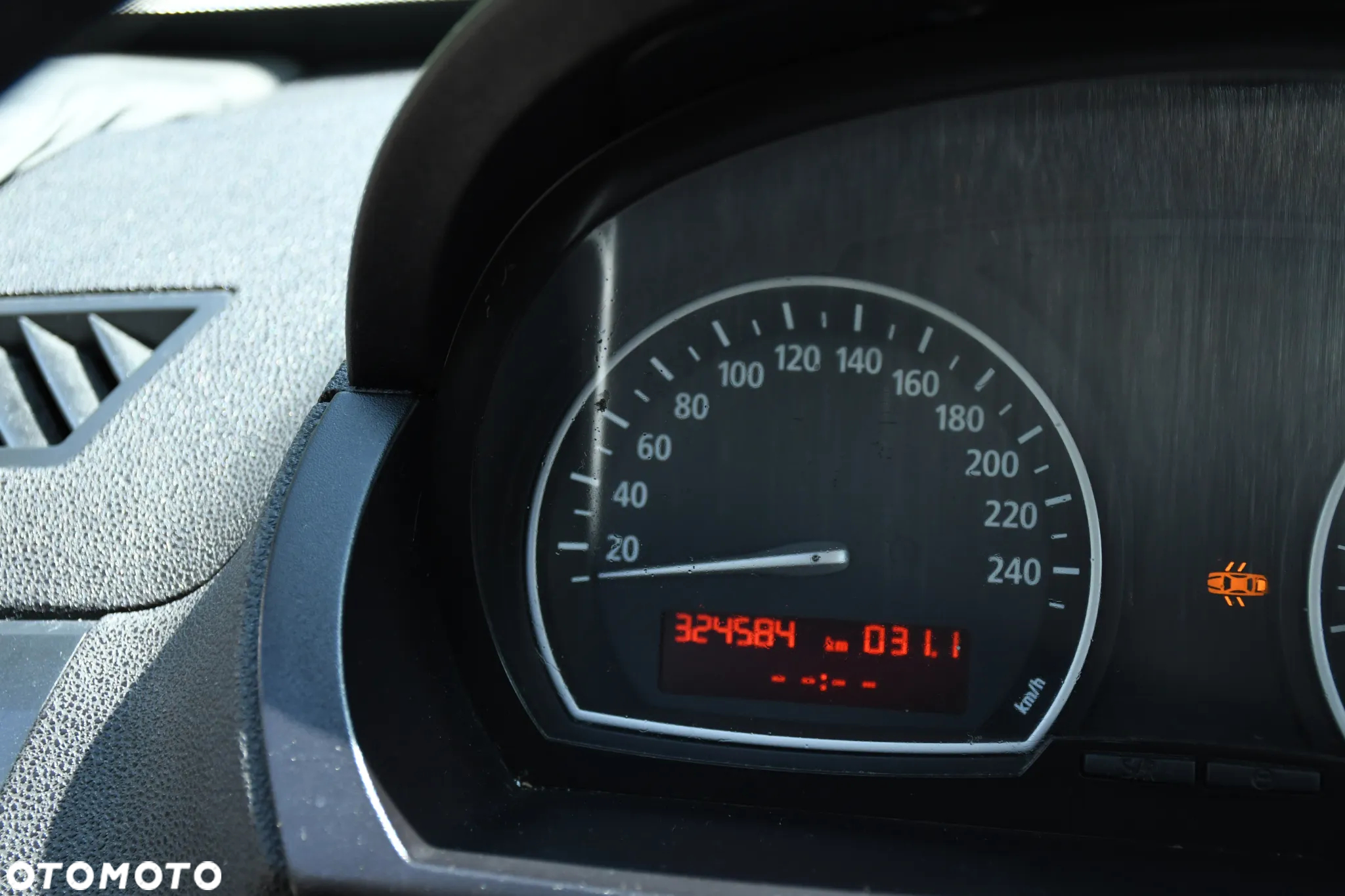 BMW X3 2.0d - 19