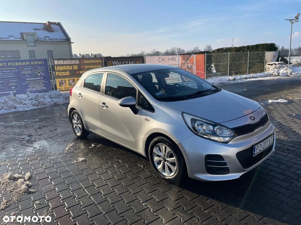 Kia Rio - 3