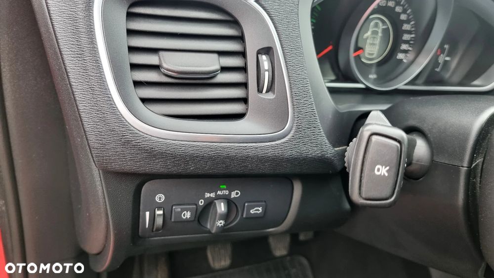 Volvo V40 Cross Country D2 - 19
