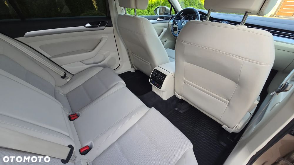 Volkswagen Passat 1.4 TSI BMT ACT Comfortline DSG - 33