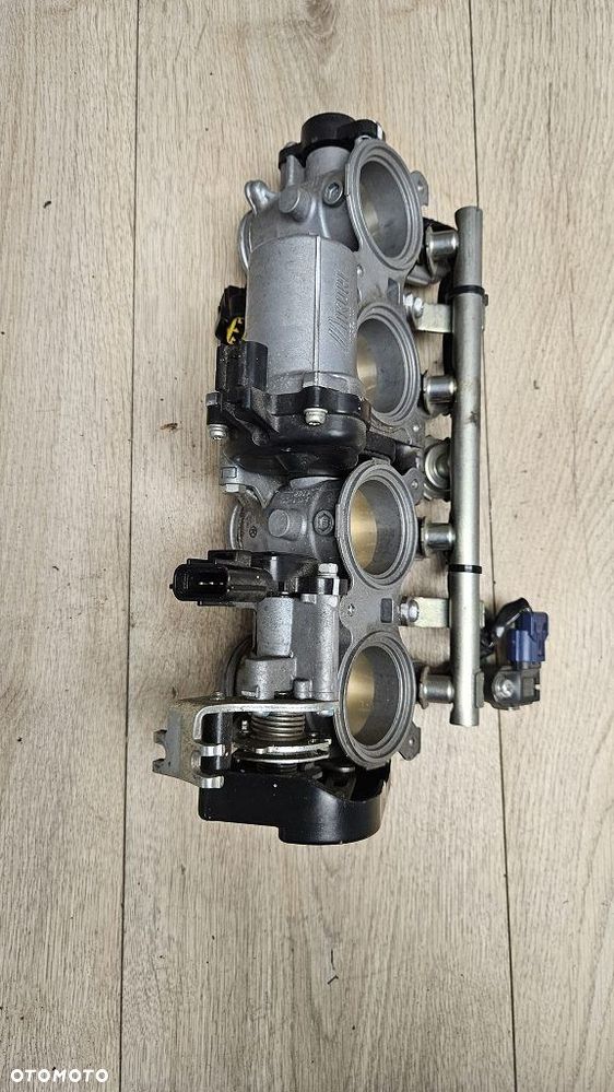 Listwa Wtryskowa Przepustnica Yamaha YZF-R6 R6 2008-2016 13S Dawca Części - 13