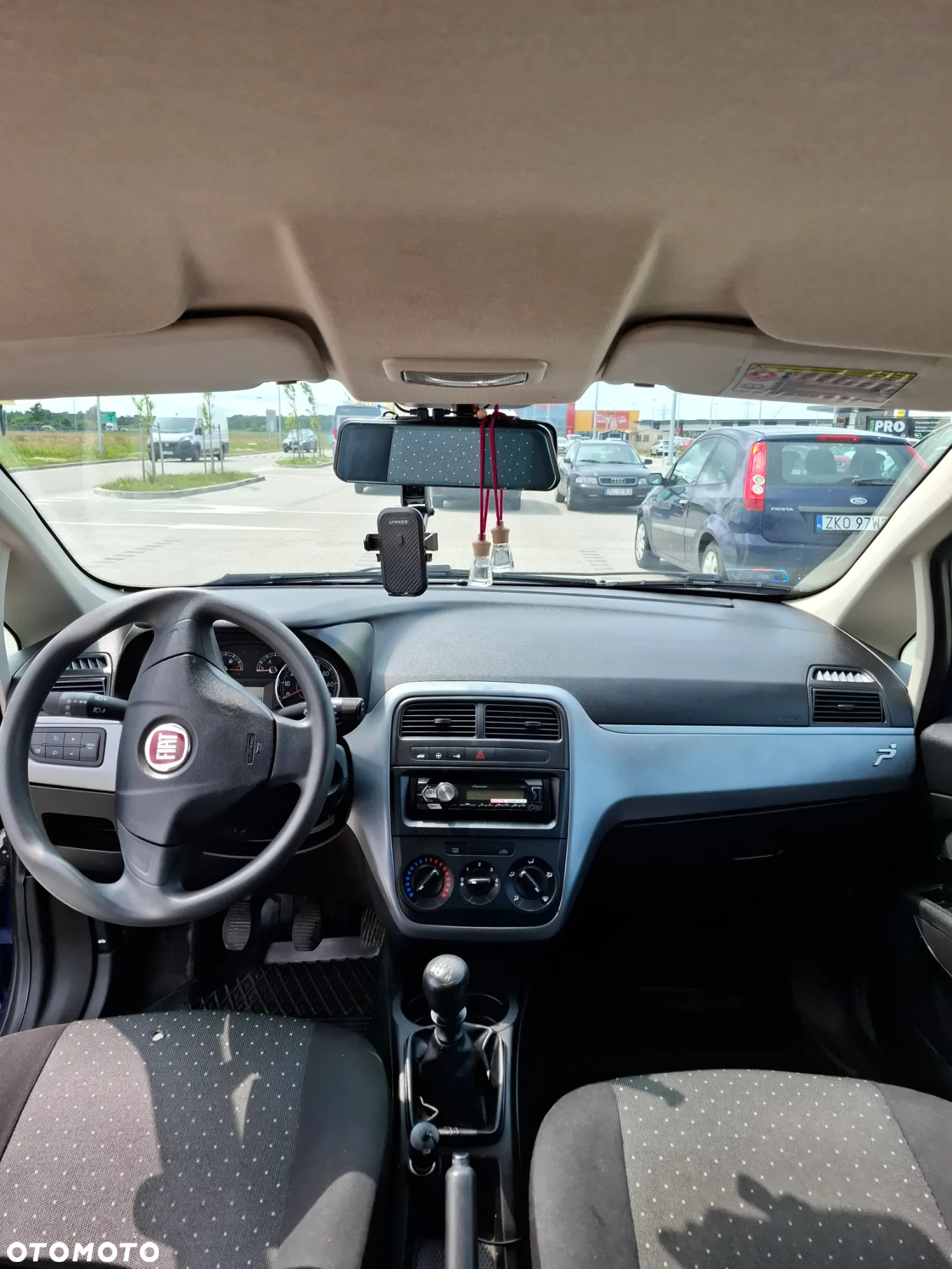 Fiat Grande Punto - 6