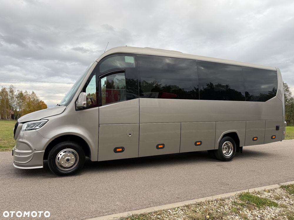 Mercedes-Benz Sprinter 519 - 7