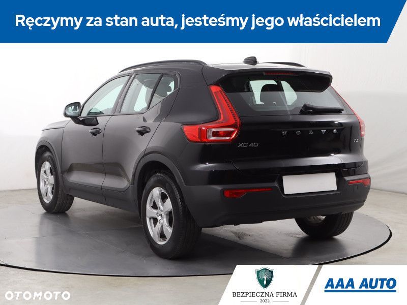 Volvo XC 40 - 6