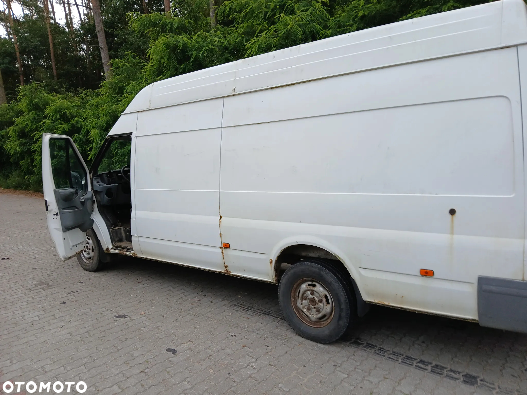 Ford Transit - 9
